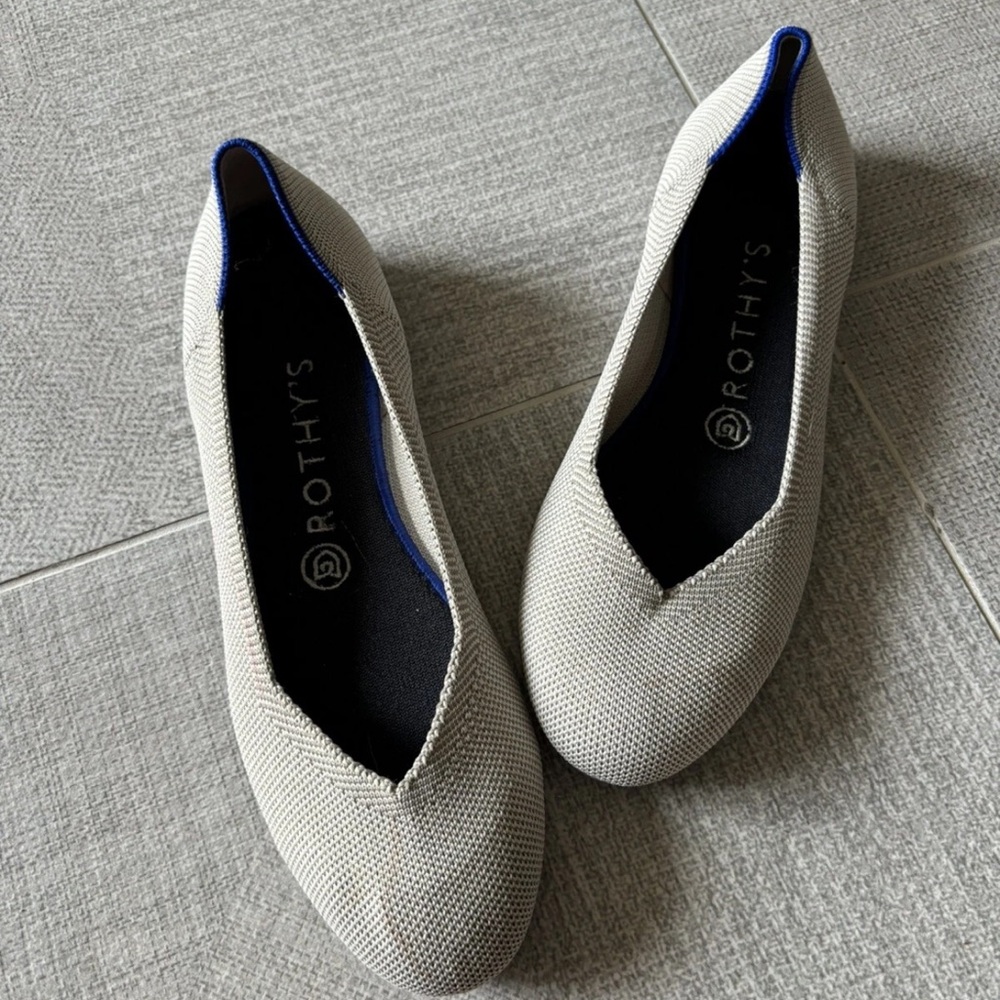 Rothy's Women’s Size 8 US Beige Slip-On Round Toe Ballet Flat Loafers